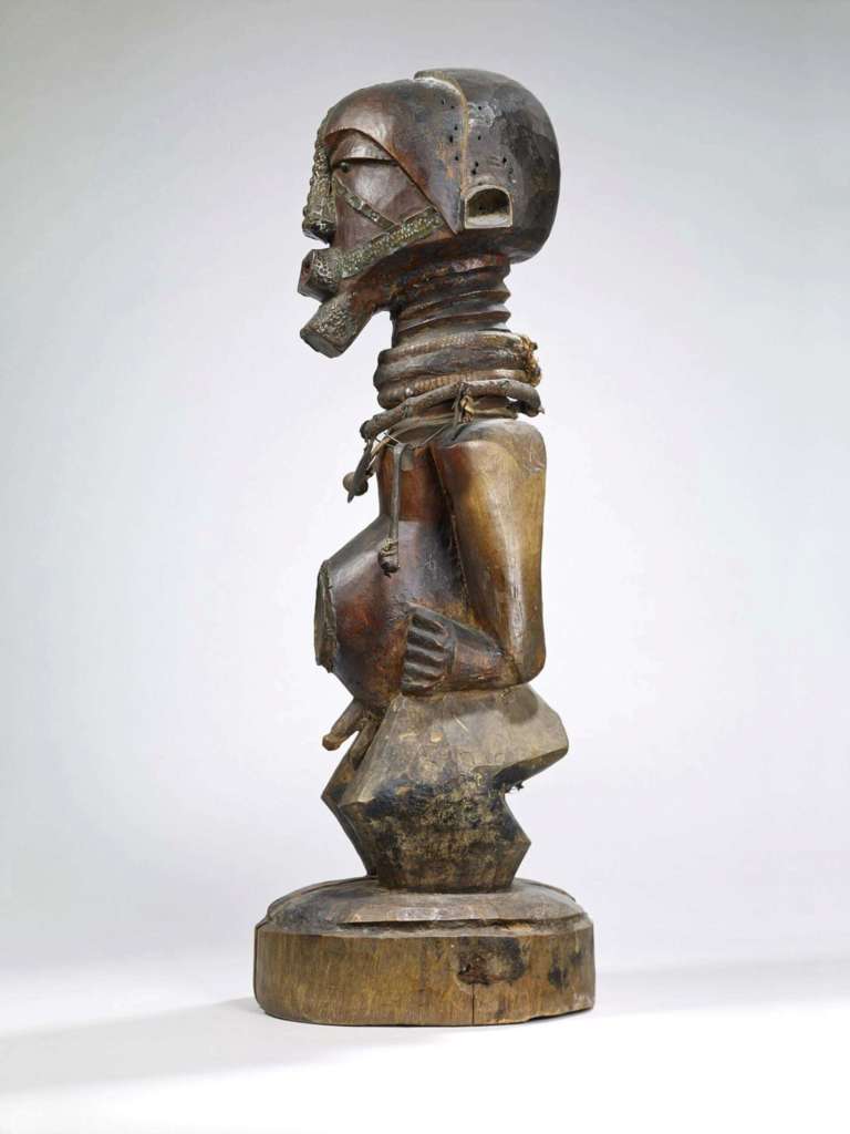 Nkishi protective statue