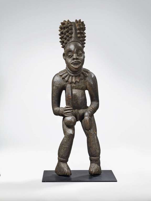 Statue commémorative de roi "lefem", Bangwa, Cameroun (70.2017.66.3).	© musée du quai Branly - Jacques Chirac, photo Claude Germain
