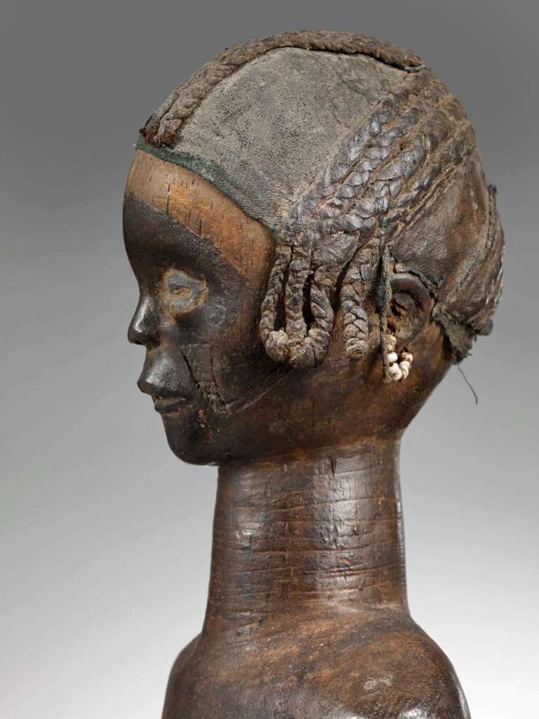 Female statue, Bassa, Liberia. © musée du quai Branly - Jacques Chirac, photo Claude Germain