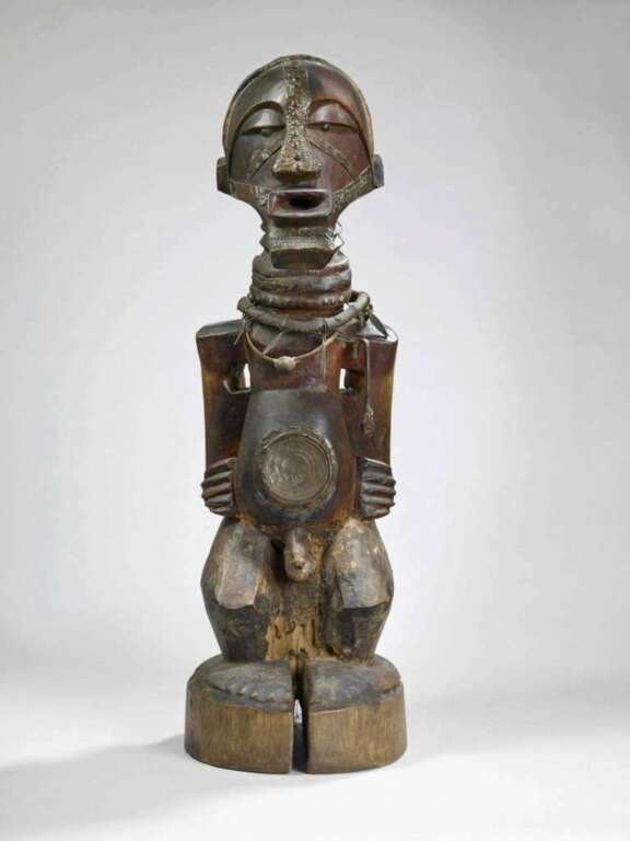 Statue protectrice nkishi