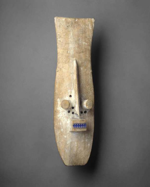 Kru mask, Bas-Sassandra Region. © The Metropolitan Museum of Art, Dist. RMN-Grand Palais / image of the MMA
