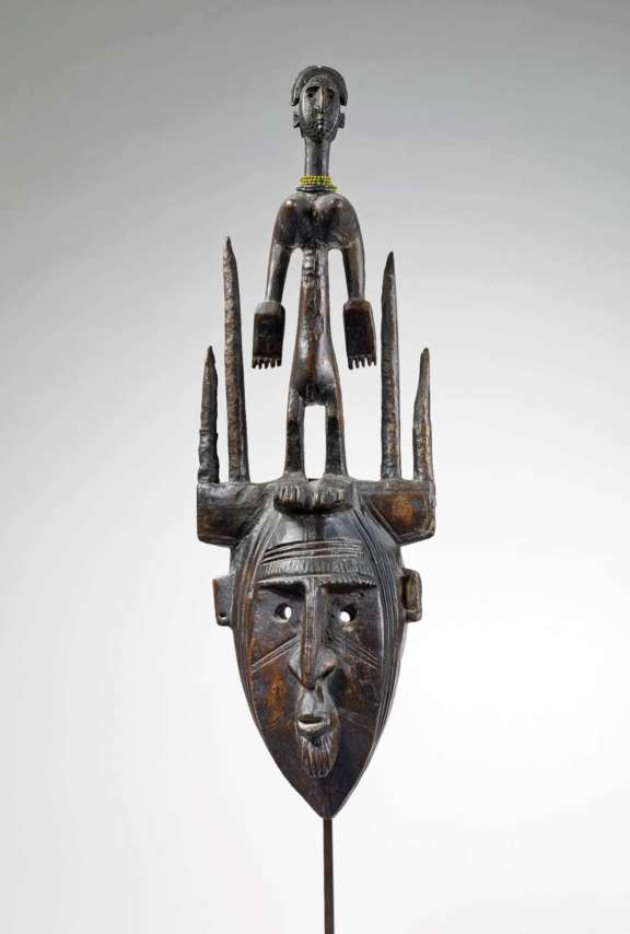 “N’tomo” mask, Bamana people © musée du quai Branly - Jacques Chirac, photo Claude Germain