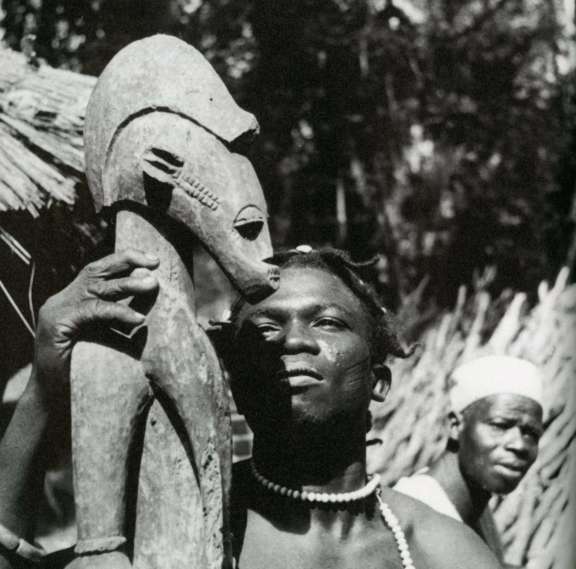 "Poro" initiate in the sacred bush, 1950s. © Michael Storrer, 8215 Hallau