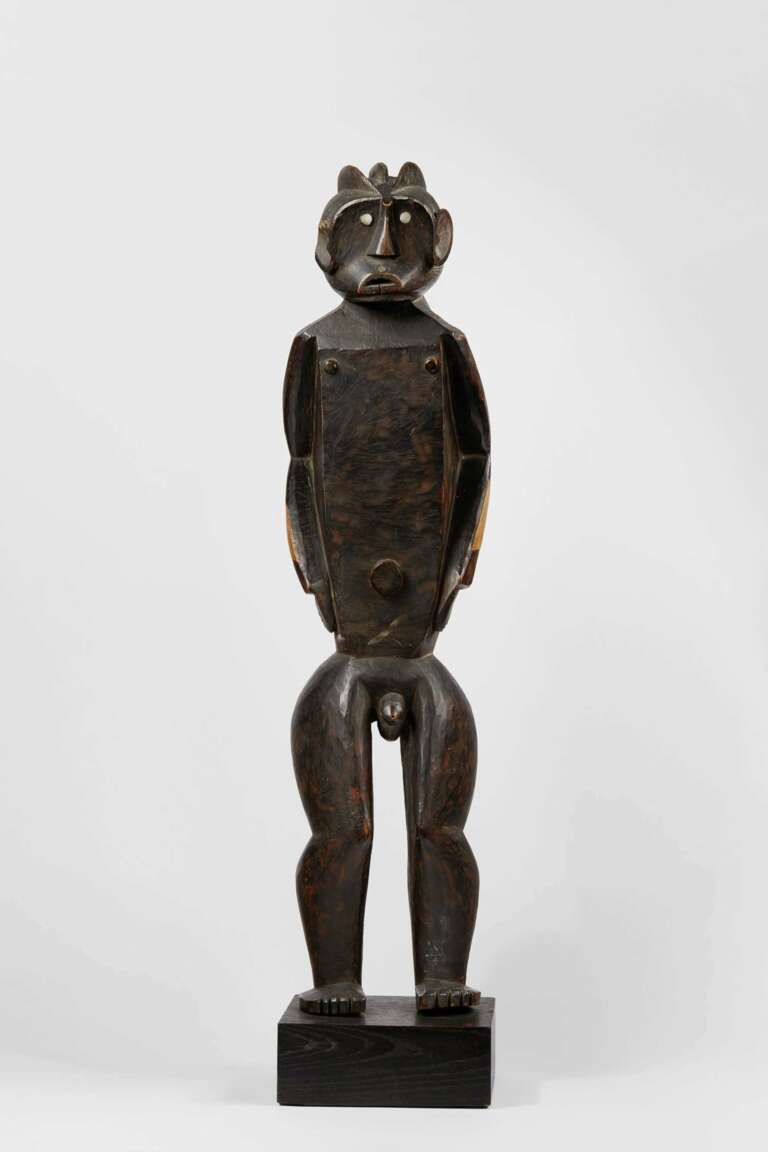 Statue masculine, population gbaya (?) © musée du quai Branly - Jacques Chirac, photo Pauline Guyon