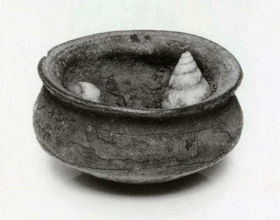 Lulua or Kete vessel from the north. © American Museum of Natural History Library