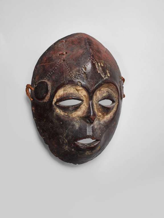 Masque "idimu", Lega. © musée du quai Branly - Jacques Chirac, photo Claude Germain
